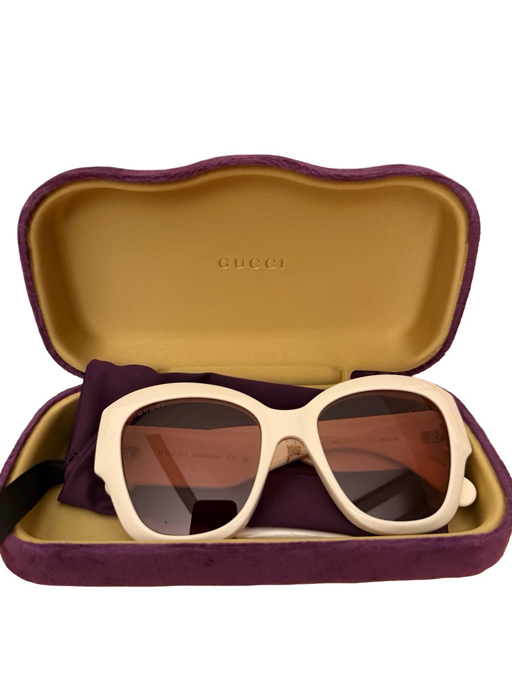 Gucci Cream Frame Sunglasses with Brown Gradient Lenses
